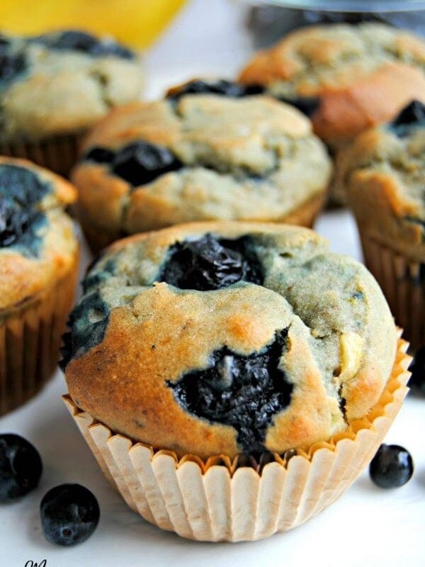 gluten-free banana blueberry muffins | mamaknowsglutenfree.com