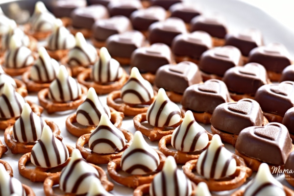 gluten-free chocolate covered pretzels recipe step 1