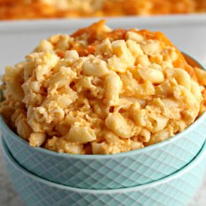 gluten-free mac and cheese in a blue bowl