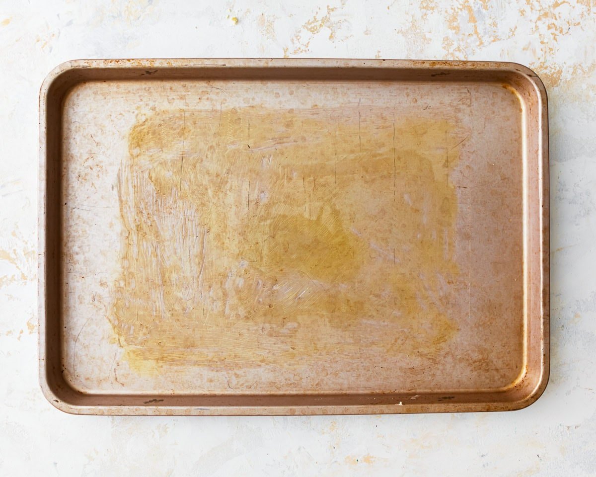 an oiled baking sheet.